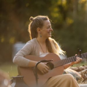Sarah_denieuweyogi